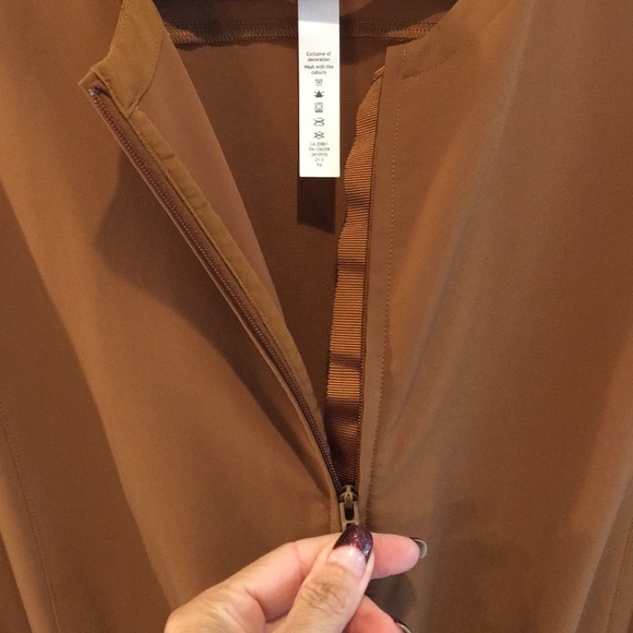 lululemon stretch travel woven jumpsuit - Picture 10 of 14